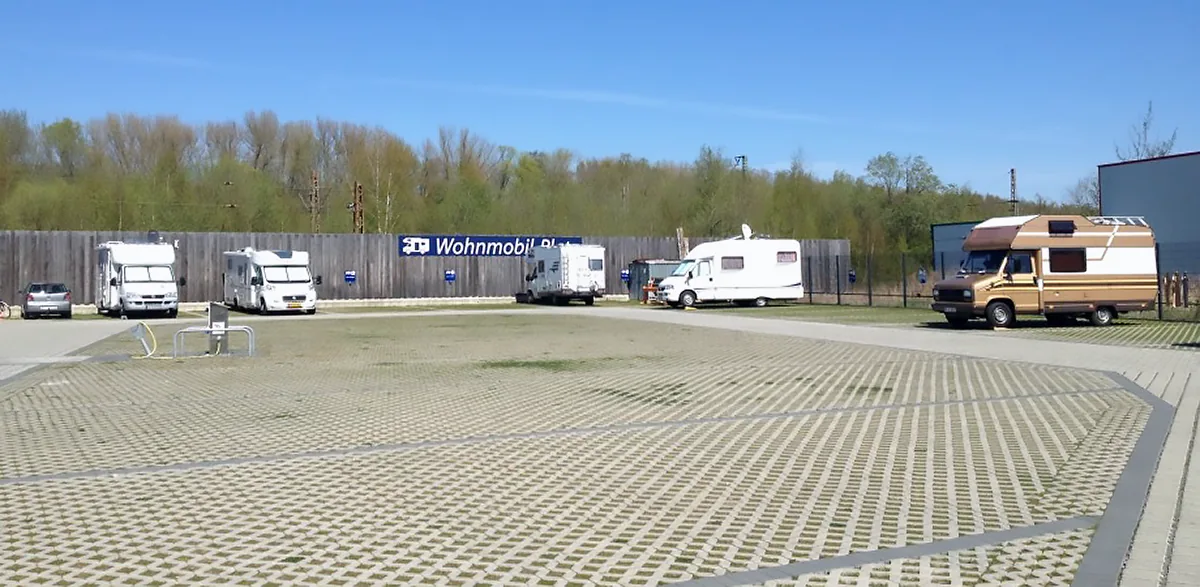 CityMotel - Wohnmobil-Platz